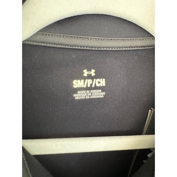 NWT Under Armour Women's Fitted Full Zip Jacket Stretch Black Size Small - Picture 4 of 8